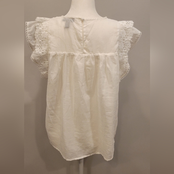 AQUA White Ruffle Pleated Delicate and Elegant Blouse size L 100% Cotton - Picture 8 of 8